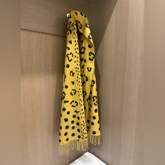 70/30 Cashmere Silk Pashmina Designed by Lisa Christoffersen African Tribal Arts - Picture 1 of 7